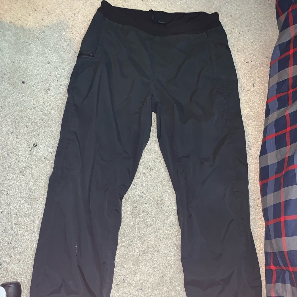 LULULEMON Men’s Joggers/Studio Pants
